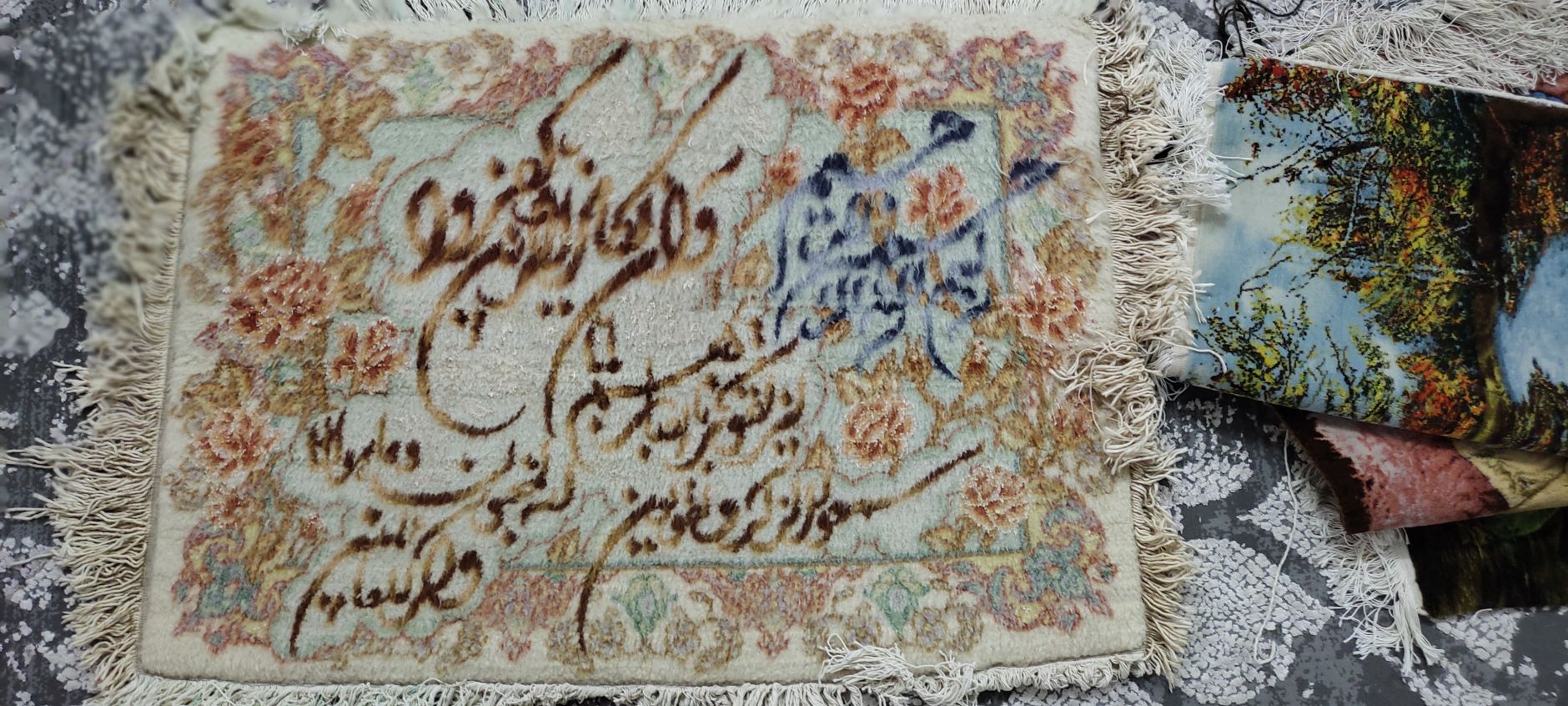 تابلو فرش دستباف کرک و ابریشم